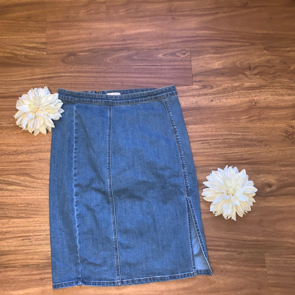 EUC Pencil split Skirt